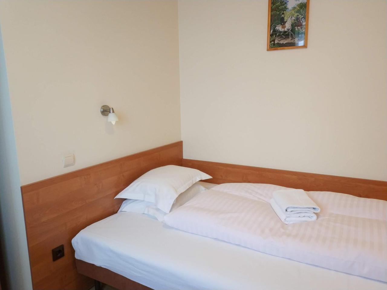 Hotel Gorsko Wieliczka Exterior photo